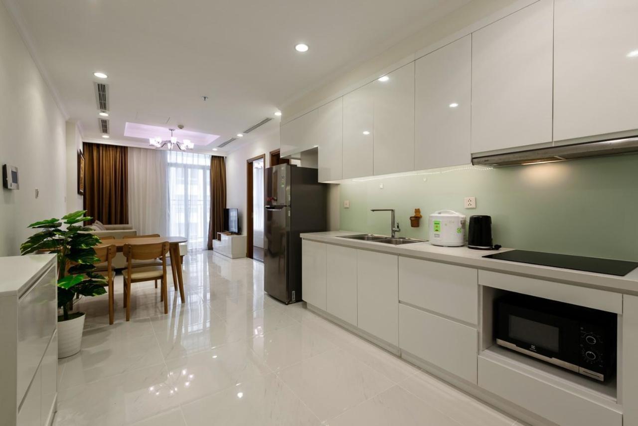 At Vinhome Central Park TP. Hồ Chí Minh