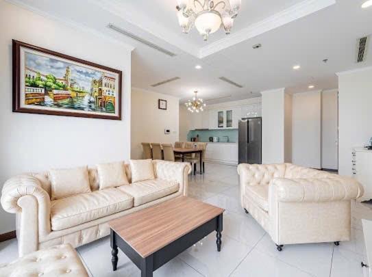 At Vinhome Central Park TP. Hồ Chí Minh