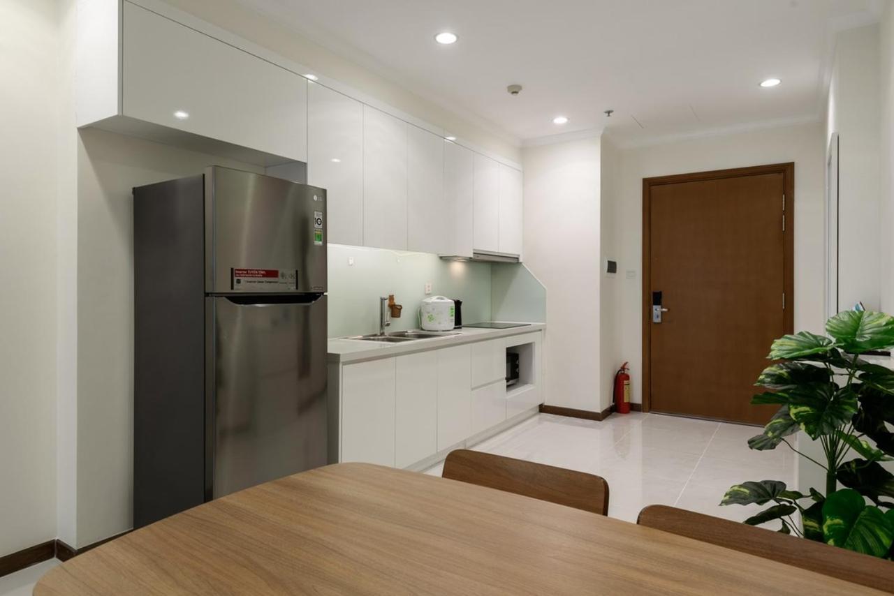 At Vinhome Central Park Apartment