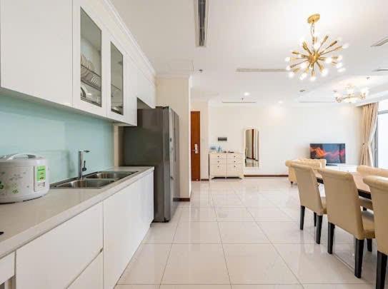 Apartment At Vinhome Central Park