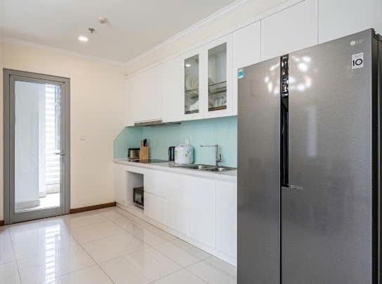 At Vinhome Central Park Apartment